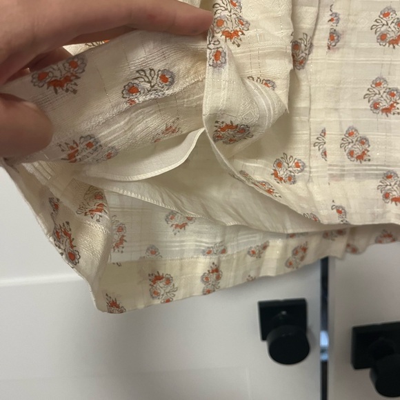 Club Monaco Eggshell Cotton Boho Dress with Shimmer | Size 6 - Picture 7 of 9